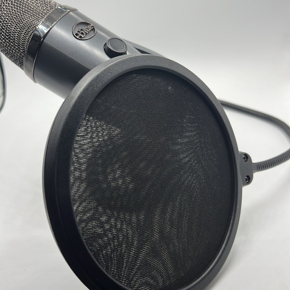 Blue Microphone - Picture 4 of 7